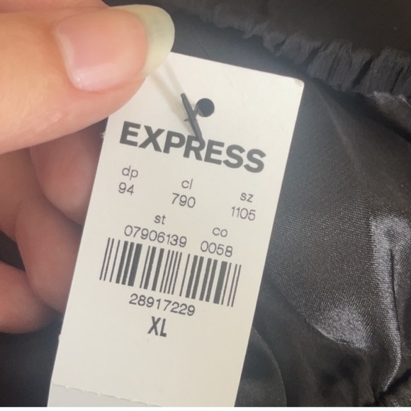 Express Romper - Picture 2 of 2